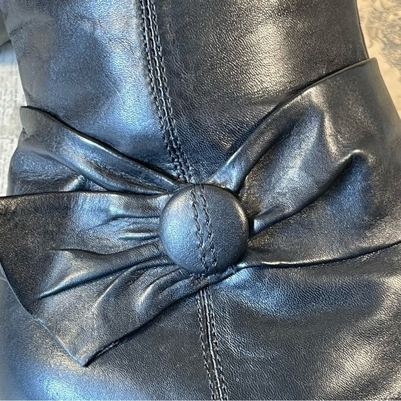 LOCALE soft black leather boots with a bow on the side - Picture 11 of 15